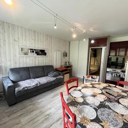 Sarriere - Pour 6 Personnes Mae-3644 *